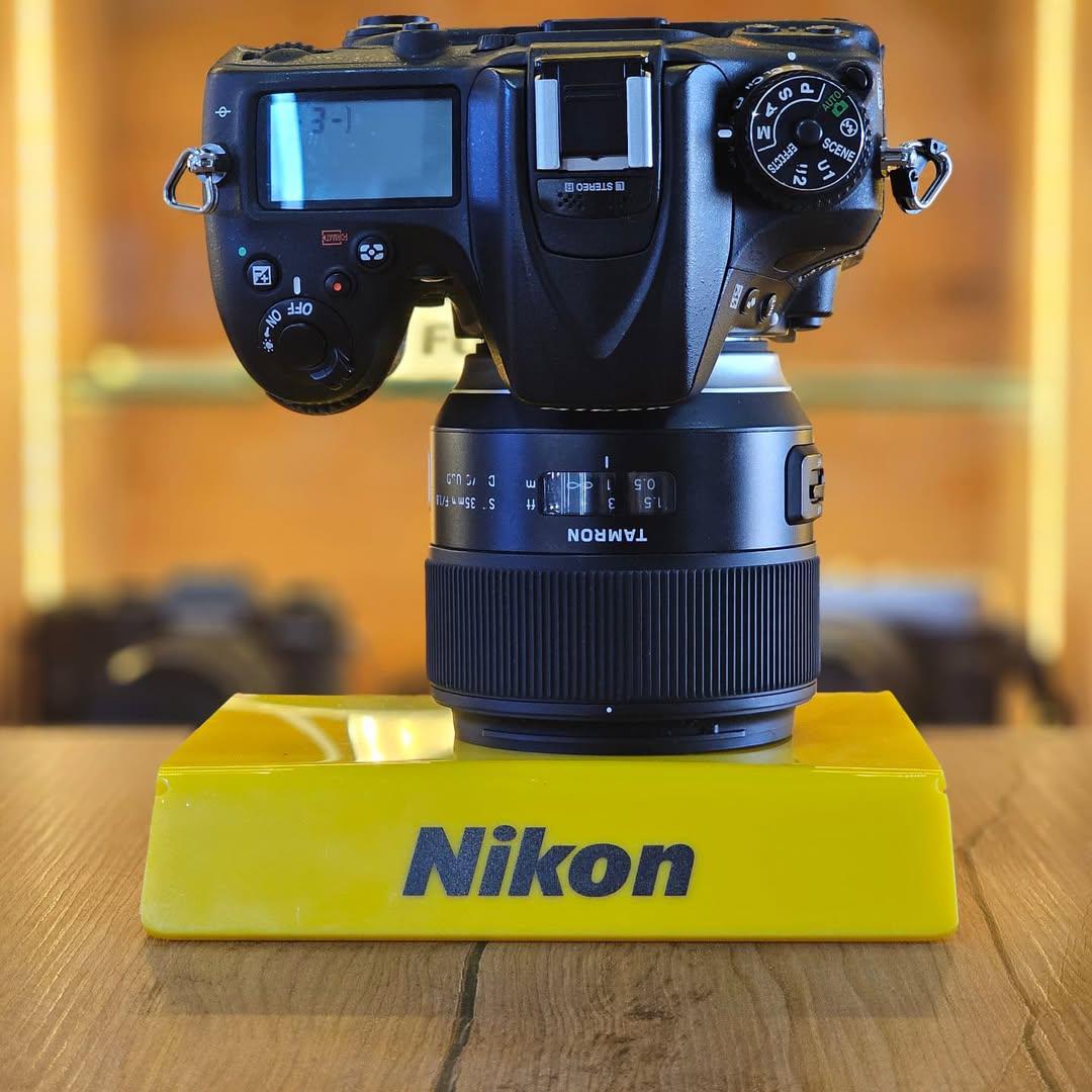 Nikon D7200 + Lente Tamron SP 35mm f/1.8 Di VC USD