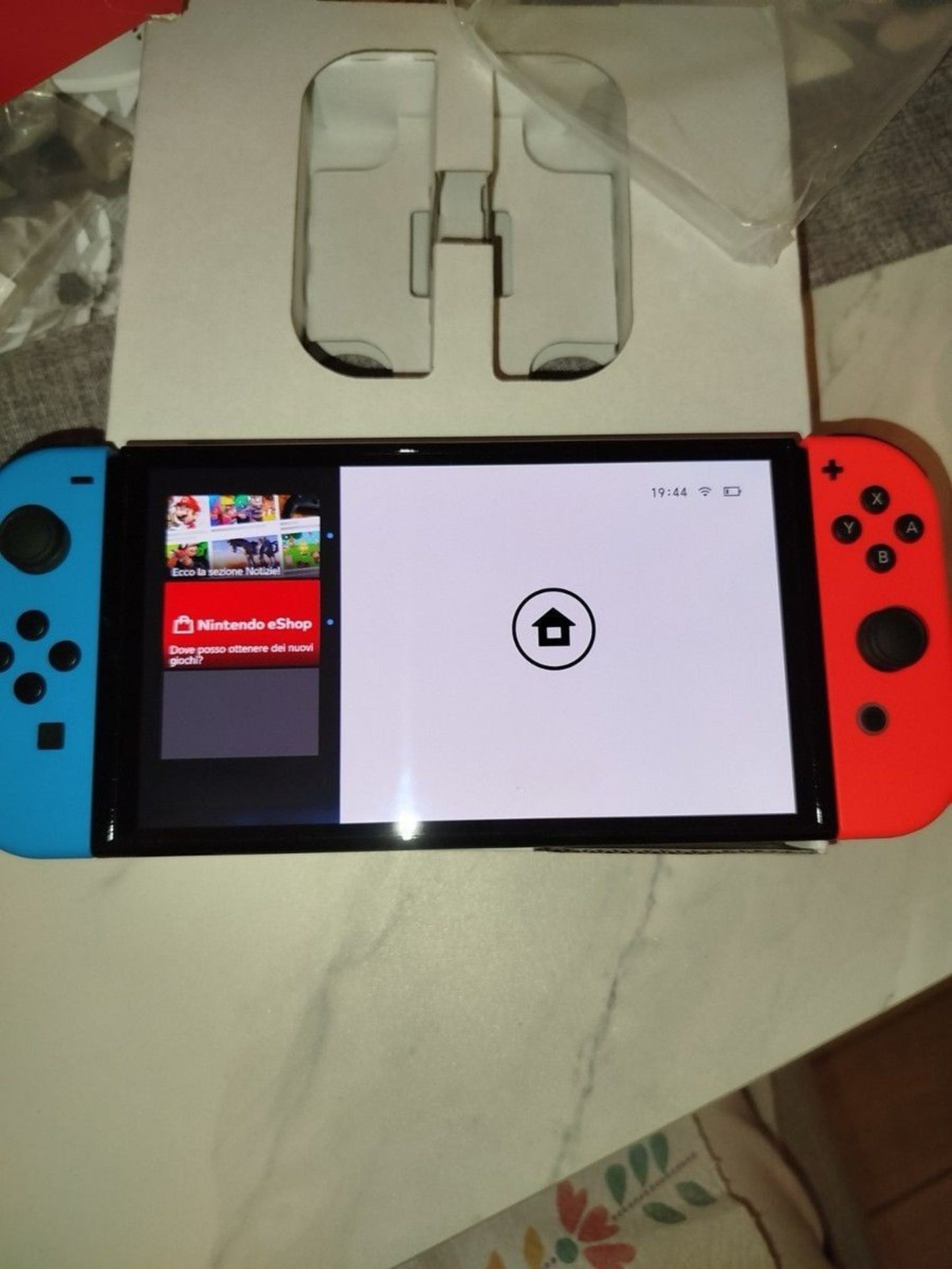 Nintendo Switch OLED – Modelo Neon Blue/Red (Nueva sin uso)