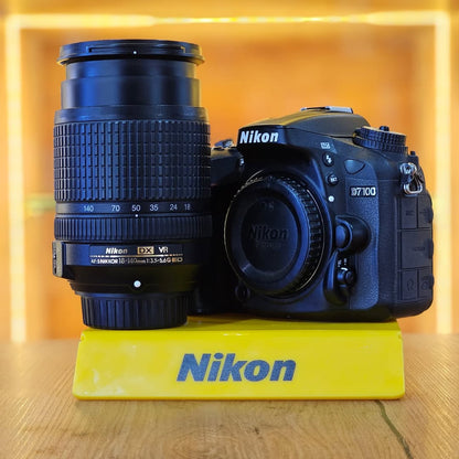 Nikon D7100 + Lente Nikkor 18-140mm VR DX AF-S