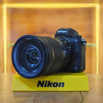 Nikon Z6 II + Lente NIKKOR Z 24-120mm f/4 S