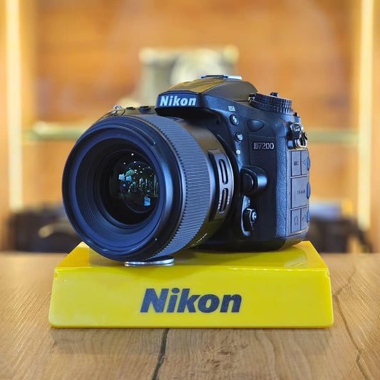 Nikon D7200 + Lente Tamron SP 35mm f/1.8 Di VC USD