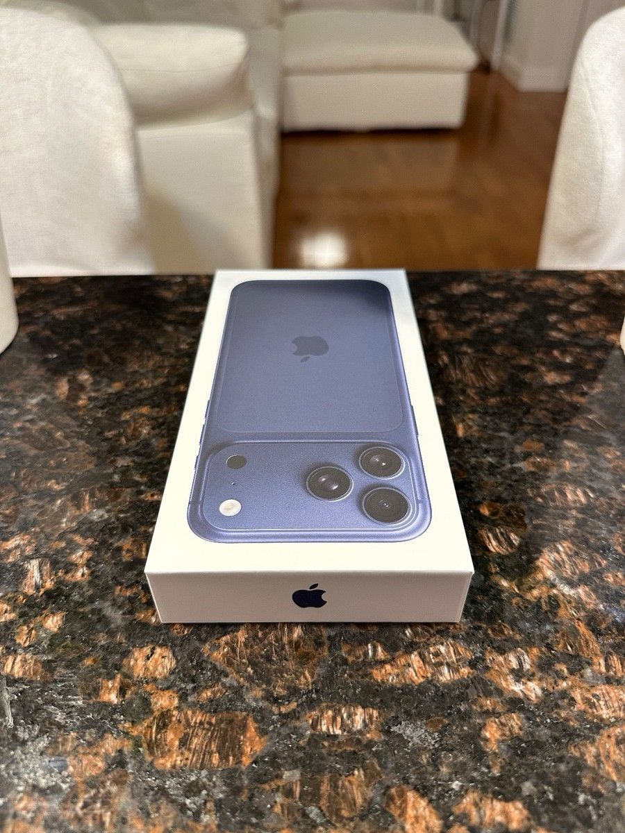 iPhone 17