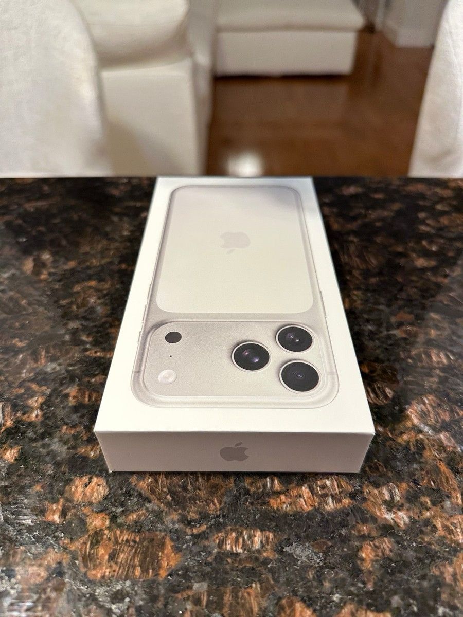 iPhone 17